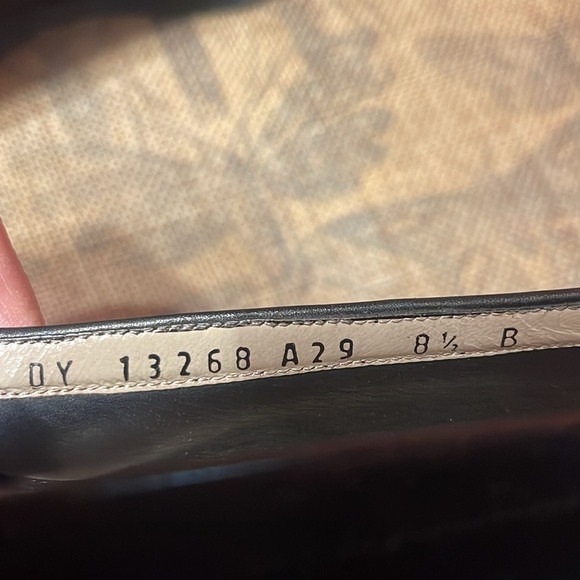 Salvatore Ferragamo Wedged Flats - Picture 6 of 7